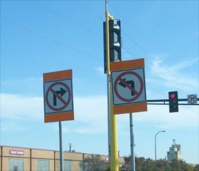Southbound entrance to 
Hwy 55 at Lake St. Mpls.