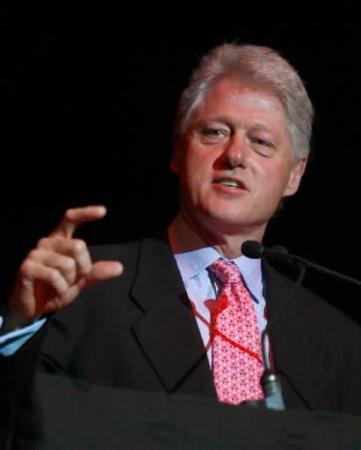 Former President Bill Clinton delivers a speech at the University of Nevada, Las Vegas, campus, as part of the Barbara Greenspun Lecture Series, Monday, April 29, 2002. Photo by Sam Morris