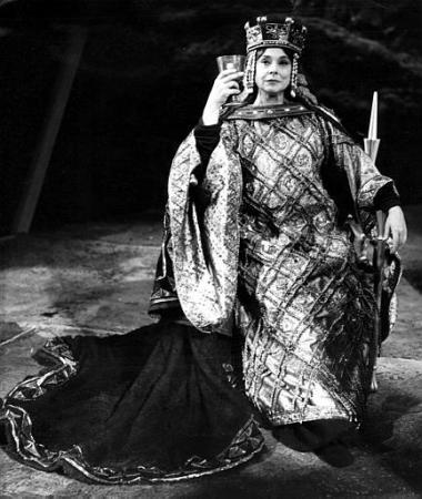 Irene Worth portraying Lady Macbeth, in London, May 6, 1962