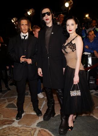 Johnny, Marily & Dita