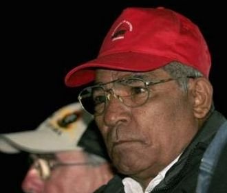 Cuban Leonardo Tamayo, the only surviving guerrilla from Ernesto &quot;Che&quot; Guevara&#39;s revolution, attends a ceremony in La Higuera, some 80 km (50 miles) from ... - leonardo-tamayo1b_100807