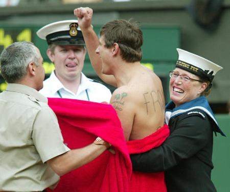 wimbledon streaker 1996 wimbledon streaker 1996