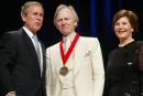 resident Bush & Tom Wolfe, with Laura Bush. Photo by Pablo Martinez Monsivais